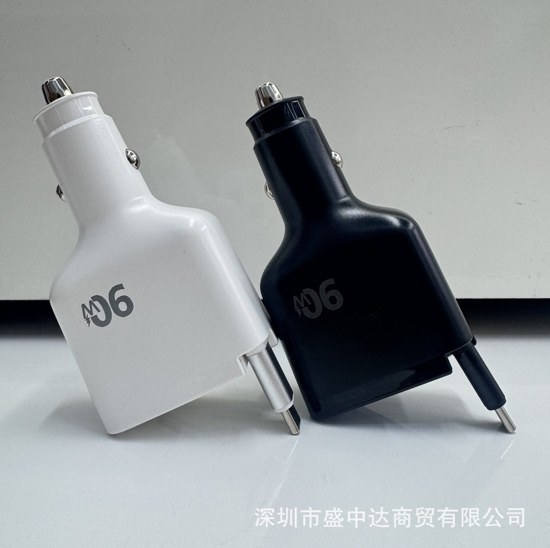 PD90W Retractable Cable Fast Charging Head Multi-port TYPE-C Car Charger Suitable for Apple and Samsung Ultra-fast Chargers