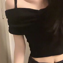 ��ɫһ�ּ����t��Ů2025�¿��ļ�����¶��e�¼��������̿�����