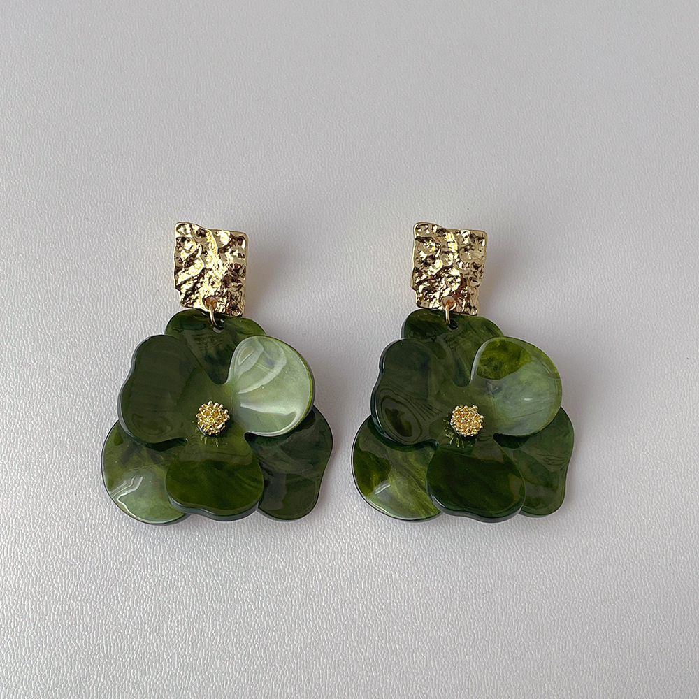 Simple Style Style 1 Pair Simple Style Flower Plating Arylic Copper Gold Plated Drop Earrings