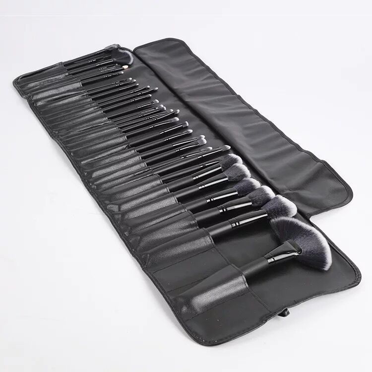 32 conjuntos de cepillo de maquillaje negro cepillo de sombra de ojos cepillo de blush cepillo de maquillaje de mango de madera un conjunto completo de cepillo de maquillaje cepillo de maquillaje