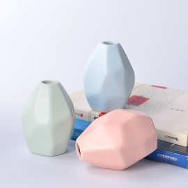 多边形几何图陶瓷小花瓶 香薰瓶家居摆件用品 创意香薰小号陶瓷瓶