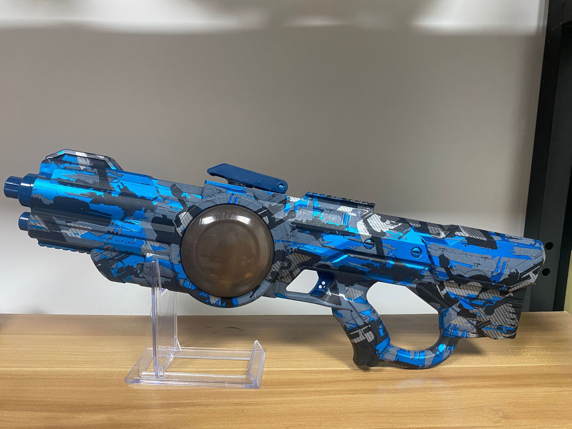 Pistola de agua eléctrica (graffiti Blue) caja de color inglés