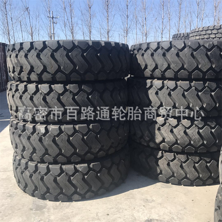 工厂直供1800R25钢丝胎矿山花纹加深耐磨防扎工程机械轮胎