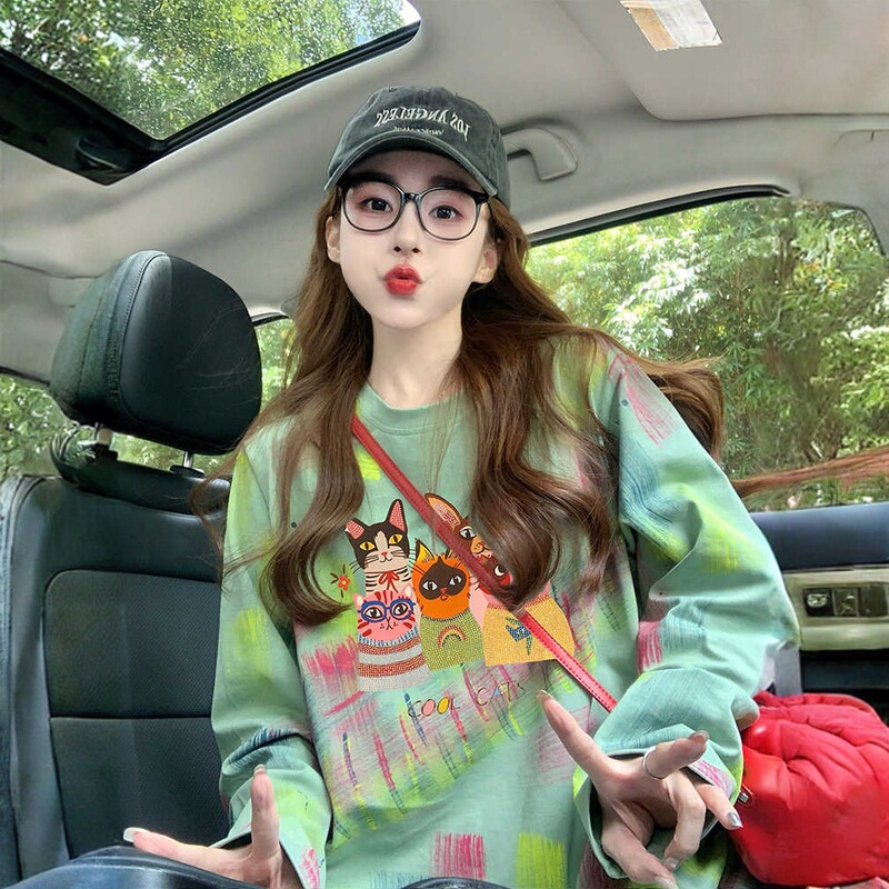 Colorful Tie-Dye Graffiti Long-Sleeve T-Shirt for Women 2026 New Early Autumn Cartoon Retro Age-Reducing Base Shirt Trendy Brand Top