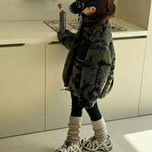 韩国儿童秋冬新款2025新男孩和女孩秋冬服装迷彩毛毛加厚外套现货