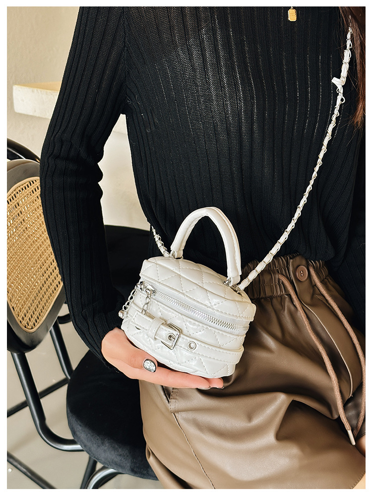 175g Weight Sewing Thread Fashion Element Zipper Closure Type Single Shoulder Strap Strap Type Shoulder Bag Bags Type Daily, Shopping Occasion pu Material Lingge Pattern All Seasons Season Girl'S Gender Basic Style Square Shape Girl'S Pu Lingge Basic Sewing Thread Square Zipper Shoulder Bag 11