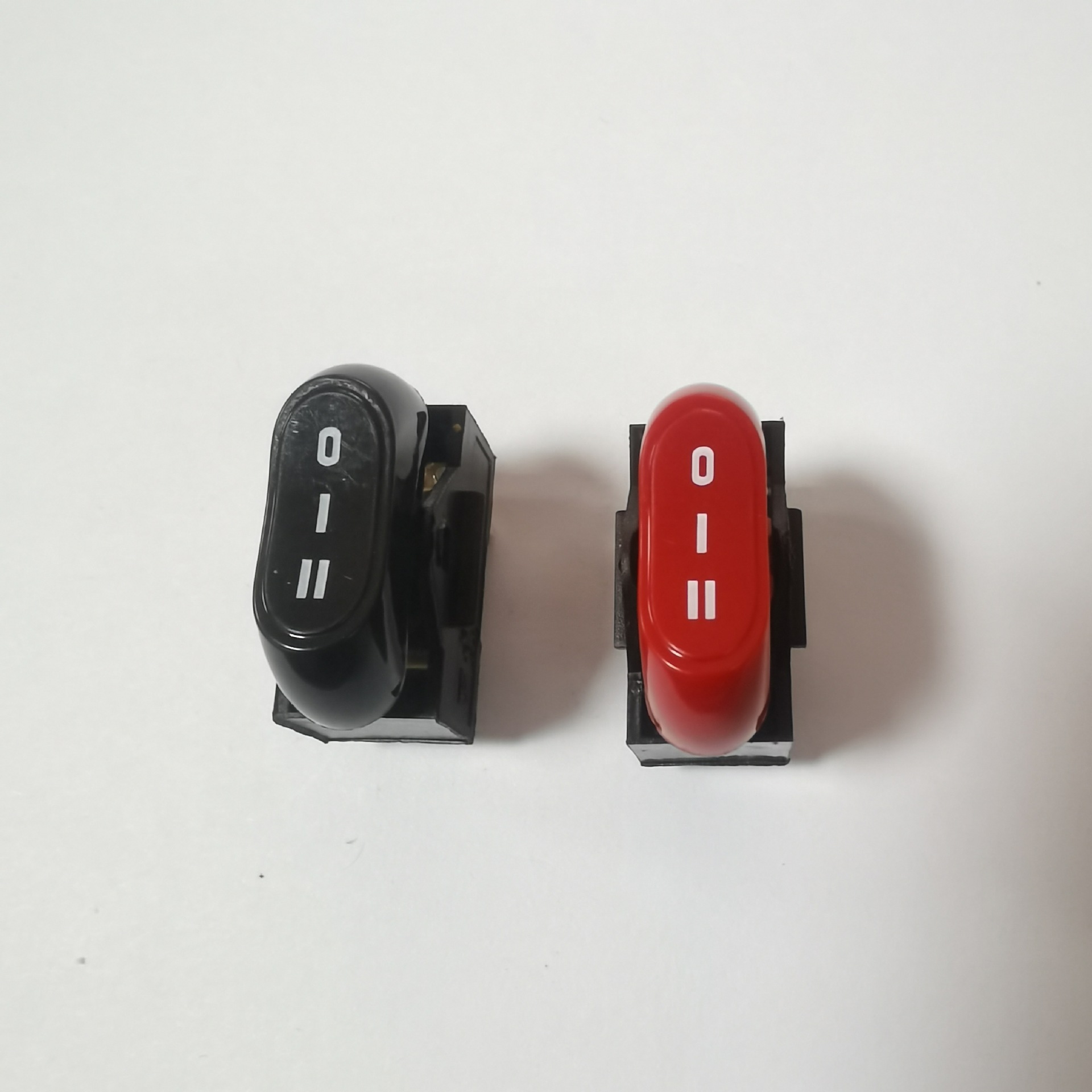 拨动开关单排翘板开关卧式小微型电源滑动档位船型开关电吹风开关