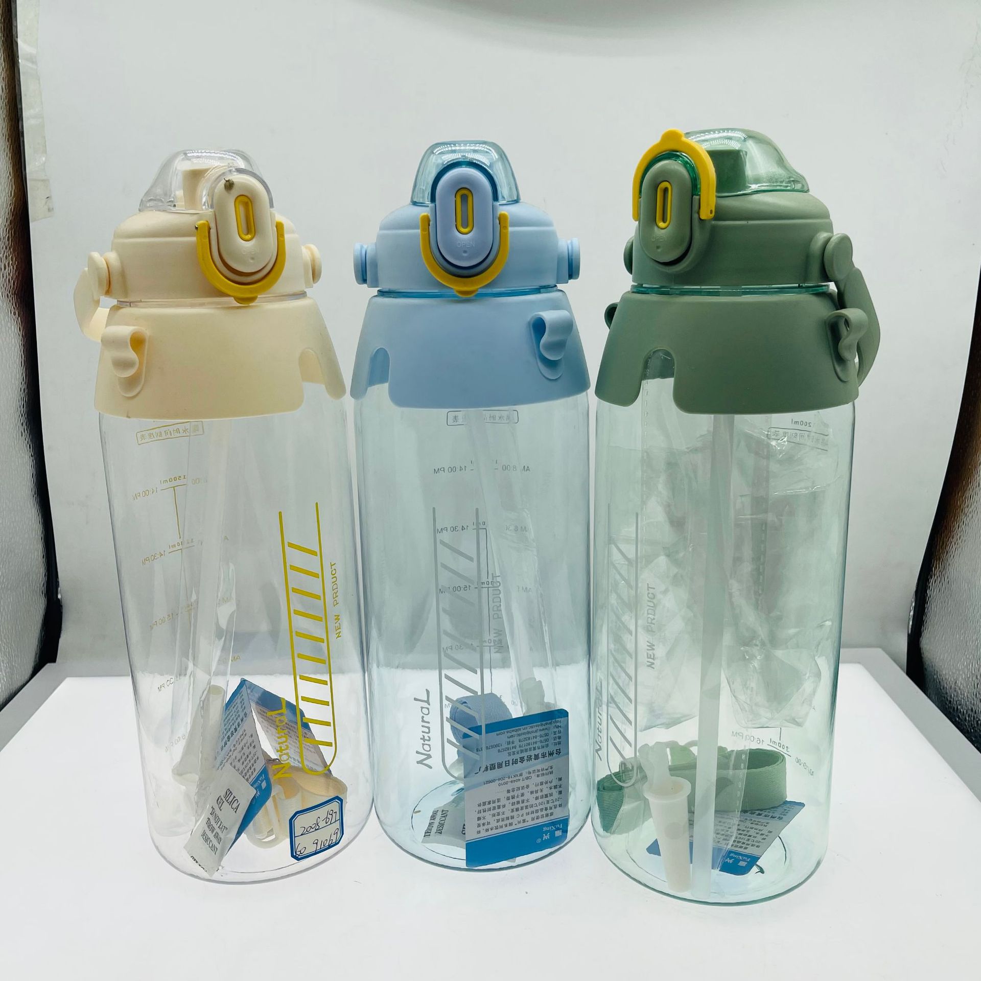 Jinshi Comercio exterior grande 2200ml espacio taza PC plástico estudiante al aire libre deportes portátiles taza grande hervidor de agua