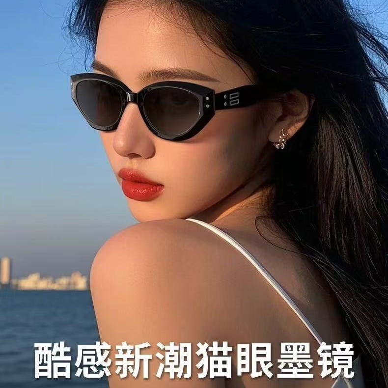 猫眼墨镜女复古高级感修颜太阳镜jennie同款欧美街拍辣妹gm眼镜潮