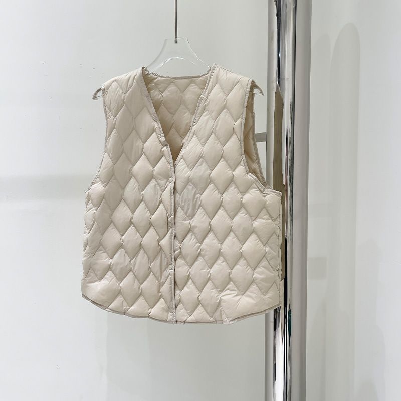 Otoño y invierno estilo chaleco de pluma de diamante caliente de mujer ligero revestimiento interior con chaleco de cuello en V delgado abrazadera de hombro