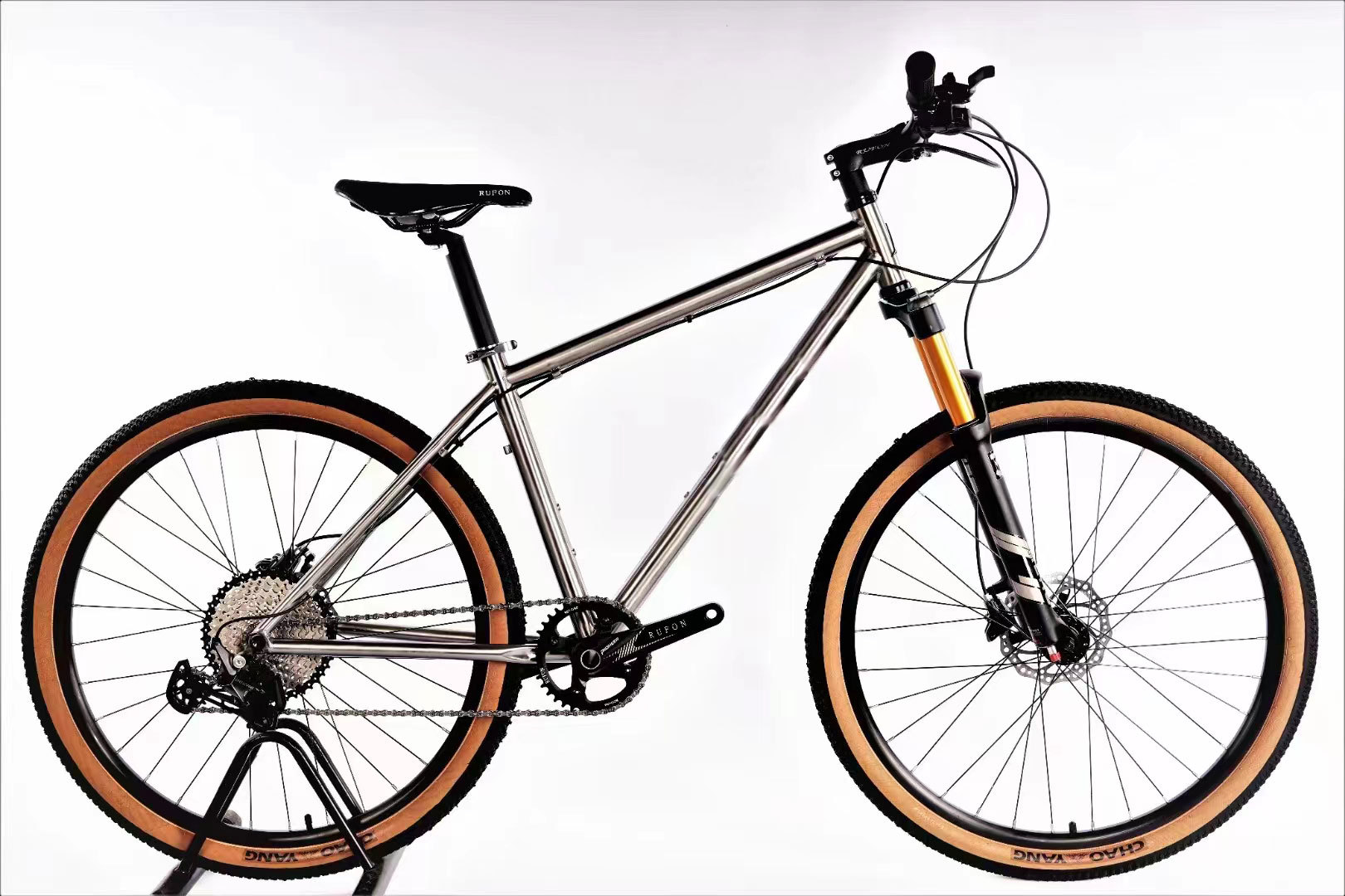 티타늄 자연 색상