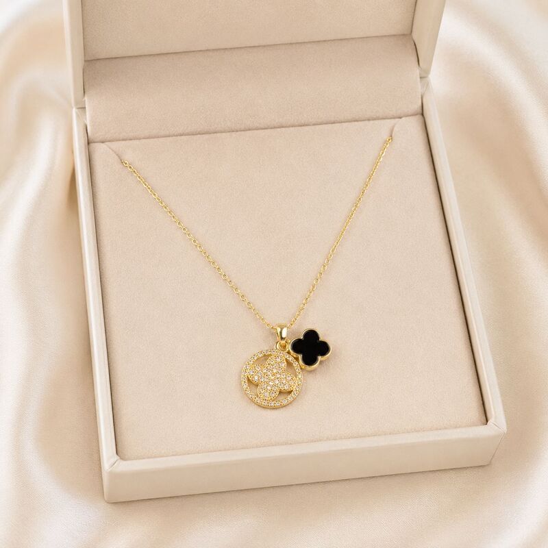 Cross-Border Classic Double Four-Leaf Clover 18K Gold-Plated Pendant Copper Micro-Inlaid Zircon Necklace Simple Luxury Clavicle Chain Cross-Border Classic Double Four-Leaf Clover 18K Gold-Plated Pendant Copper Micro-Inlaid Zircon Necklace Simple Luxury Clavicle Chain