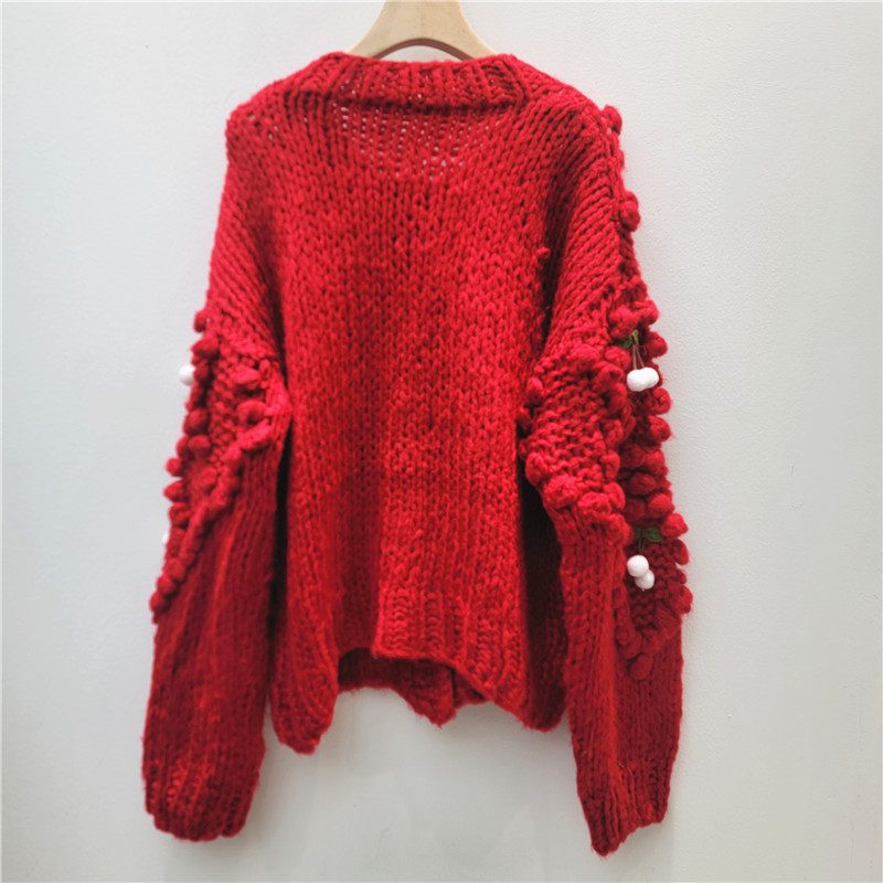 El viento dulce francés decoración de cereza de punto rojo Cardigan mujeres invierno 2025 nuevo suéter temperamento glutinoso suave abrigo