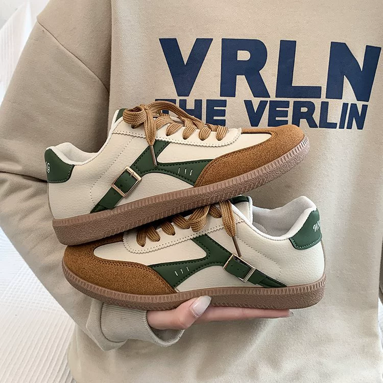 Женские кроссовки 2025 года, весенние, новые, в стиле ретро, повседневные, модные, с пряжкой, низкие, на толстой подошве, больших размеров