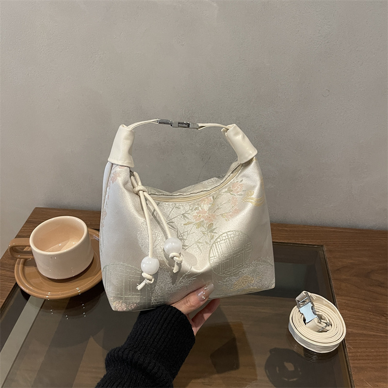 National Style Silk Embroidery Cheongsam Bag for Women 2026 New Summer Crossbody Dumpling Bag Ancient Style New Chinese Style Handbag National Style Silk Embroidery Cheongsam Bag for Women 2026 New Summer Crossbody Dumpling Bag Ancient Style New Chinese Style Handbag
