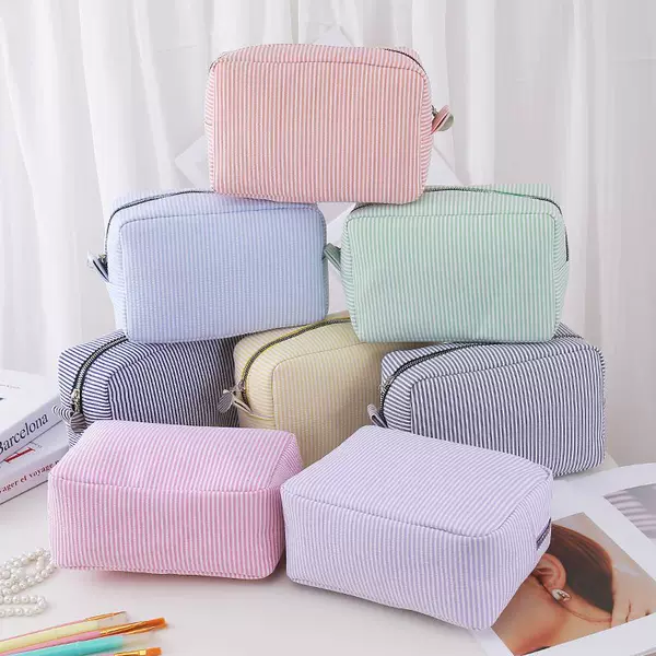 Cross-Border European and American Style Fine Striped Seersucker Large Indian-Style Trendy Storage Makeup Bag