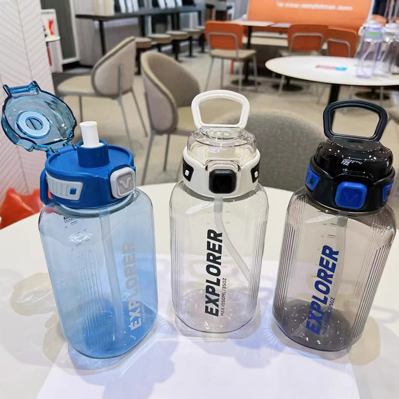 Yitong estudiantes tazas de paja letras tazas de plástico de paja de alta capacidad de 1050ml fitness portátil al aire libre nuevo hervidor de agua