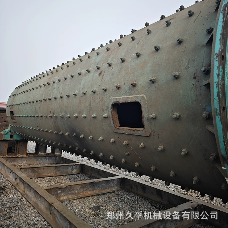 Поставка б/у шаровой мельницы 2270 в наличии. Оборудование для мокрого помола керамического кварцевого песка.  Мягкая облицовка из марганцевой стали.