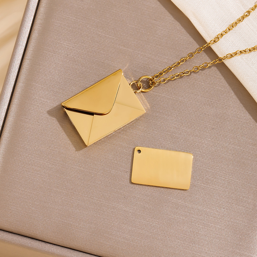 Estilo europeo y americano envolvente collar de titanio acero letras amor carta Cruz-frontera envolvente colgante creativo diseño pareja collar de celebridad en línea