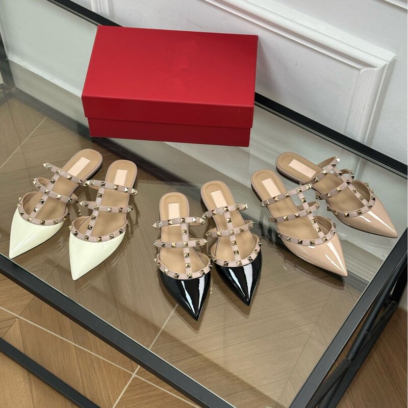 High-End Version V-Brand Classic Studded Mules Genuine Leather Closed-Toe Flat Sandals Slip-On Versatile Women's Mules