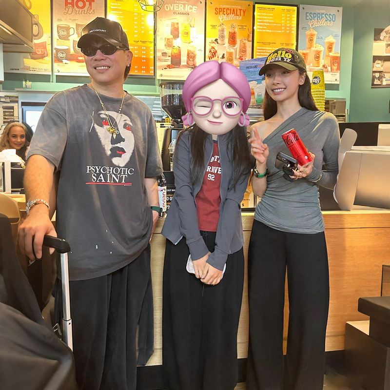 2025 Autumn and Winter New Women's Clothing Yi Mengling's Same Style Fashionable Sexy Slant Collar Off-Shoulder Single Shoulder Sleeve Slimming Look Top