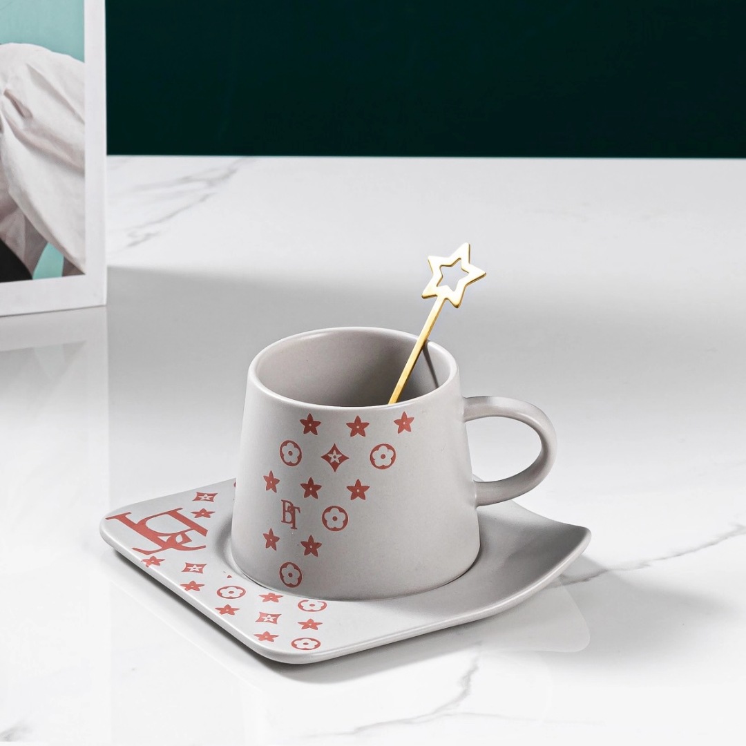 Personalidad creativa Estilo nórdico estrella taza y platillo traje combinación taza de café regalo tarde té taza cerámica taza de agua