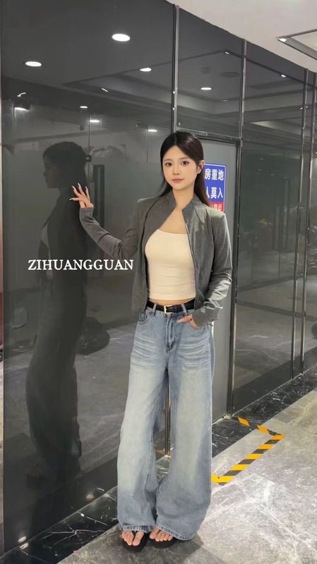 韩版拉链半高领显瘦短外套女2025春夏新款气质百搭修身长袖T恤|undefined