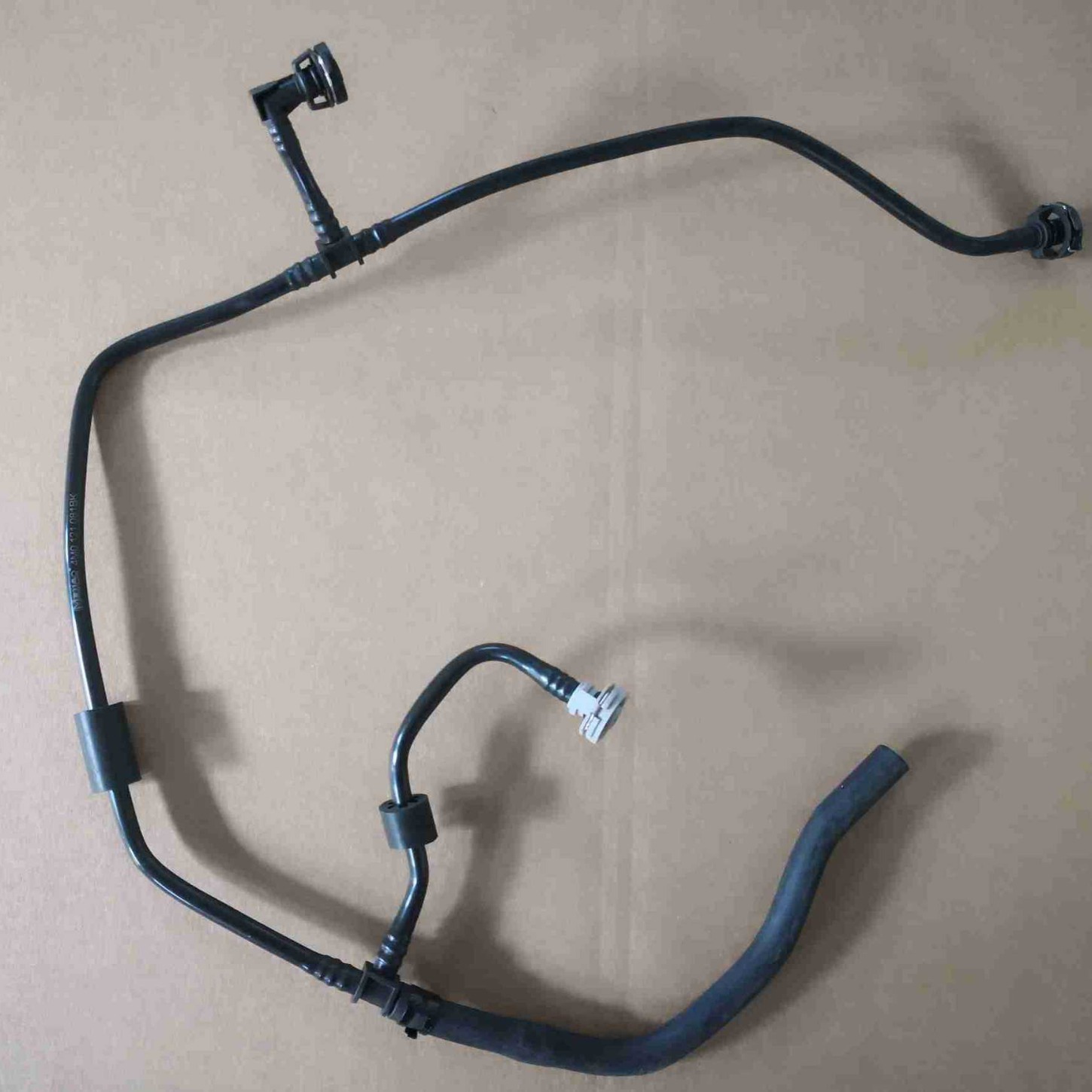 Suministro directo de fábrica para tuberías de agua Volkswagen Audi 4M0121081BK 4M0 121 081BK