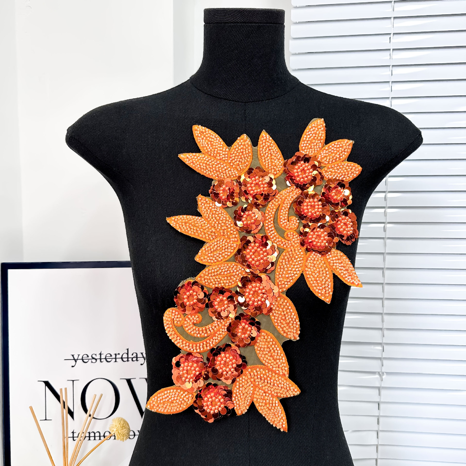Nuevo transfronterizo de la industria pesada clavos cuentas cuentas sequillas flor tridimensional encaje vestido de boda vestido vestido de rendimiento vestido pegatinas de flores