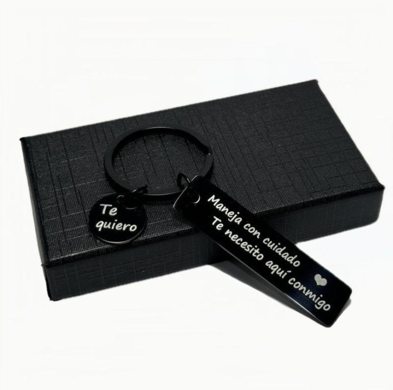 Cross-border best-selling safe driving Spanish stainless steel electroplated black keychain, a gift for boyfriend or husband Cross-border best-selling safe driving Spanish stainless steel electroplated black keychain, a gift for boyfriend or husband