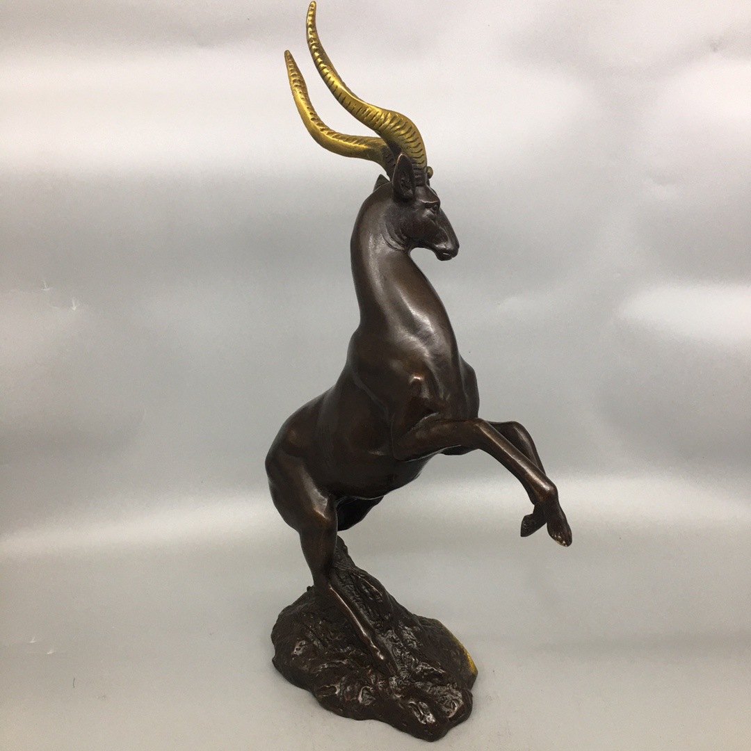 铜羊摆件领头羊高档黄铜工艺品现代家居客厅玄关办公室装饰品摆设