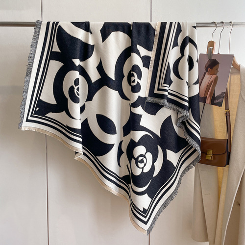 Autumn and winter new camellia scarf for women European and American style imitation cashmere square scarf thickened air-conditioned room warm shawl cloak