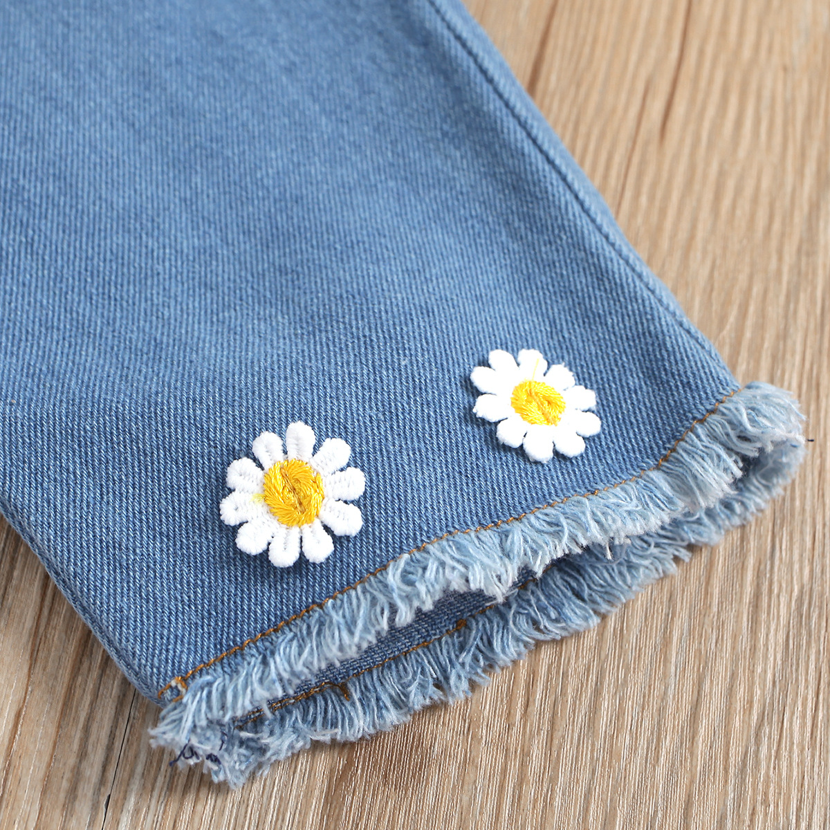 Falten Eckiger Hals Kurzarm Pullover Chrysantheme Jeanshose Kinderanzug Großhandel Nihaojewelry display picture 6