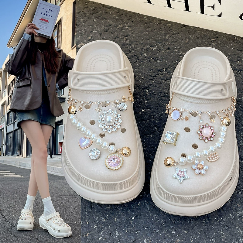 Xiao Xiangfeng пещерные туфли женские летние новые толстые подошвы, увеличенные жемчужные цепи, противоскользящие модные дикие тапочки