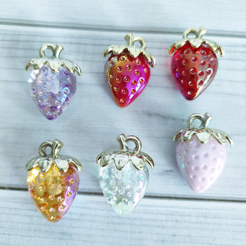 Colorful acrylic glossy three-dimensional strawberry accessory DIY hanging hole phone chain bag keychain pendant accessory Colorful acrylic glossy three-dimensional strawberry accessory DIY hanging hole phone chain bag keychain pendant accessory