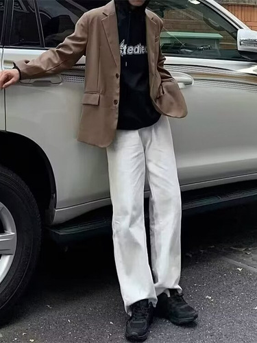 Mid-rise white straight-leg loose denim jeans for youth with low-waist retro Korean style, high-waisted slimming and versatile wide-leg pants for men