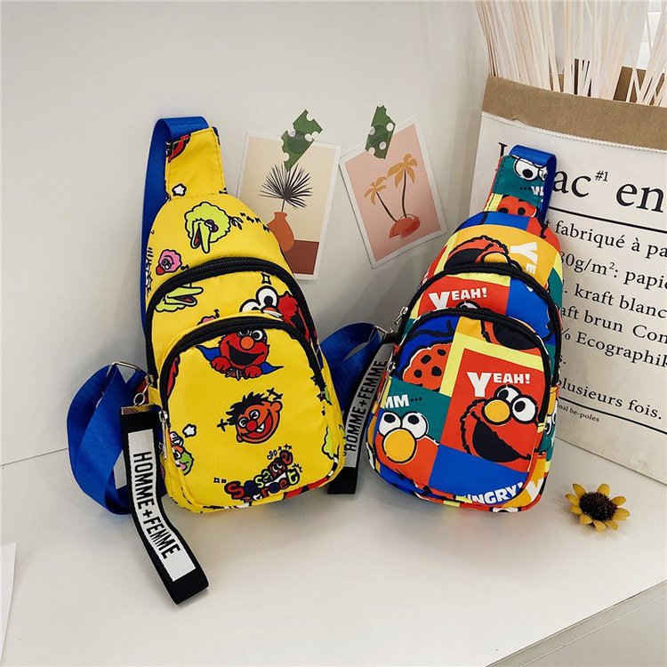 Bolsa para niños 2023 nueva bolsa de hombro de dibujos animados bolsa de pecho de tela de nylon ins bolsa de hombro de niña de moda al por mayor