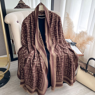 ���ﱡ�����q����Ůʿ�ٴ���ĸ���b��{���籣ů�Ӻ����