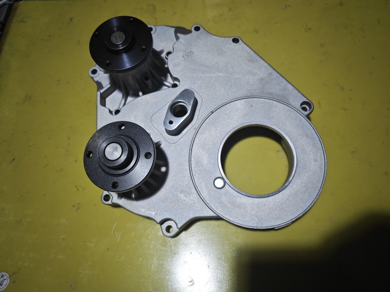 1307100 TAR BC1-8a558-AA KC1-8a558-AA Transit Special Shun with Time Regulation Water Pump