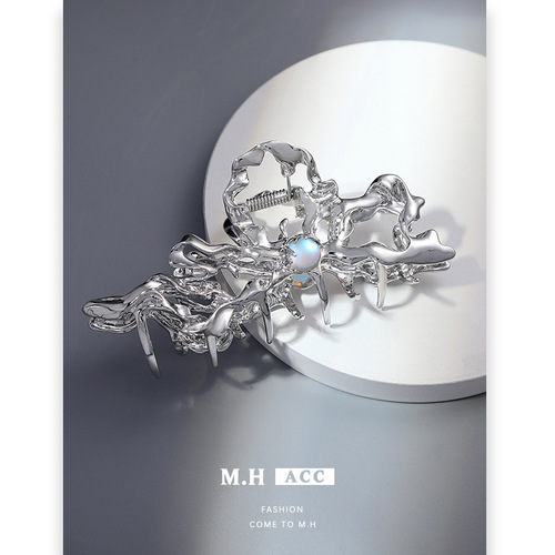 Original Moonstone Hollow Butterfly Hair Clip Wholesale Women's New Chinese Minimalist Cool Style Shark Clip Unique High-End Hair Clip