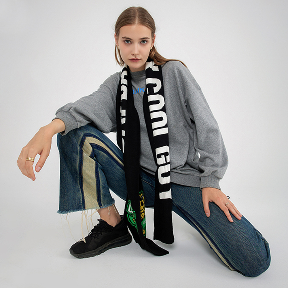 INS Personalisierter Fan-Schal für Herren und Damen Herbst und Winter Neuer gestrickter Buchstaben-Jacquard-Imitat-Kaschmir-Langer Schal_voghion.com