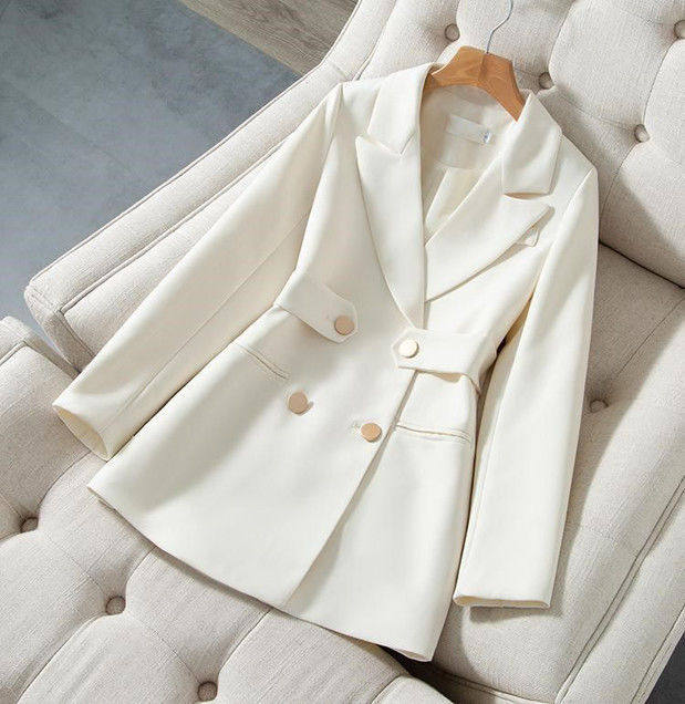 Áo blazer nữ dáng eo dài vừa, tay dài, đệm vai, cổ vest, phong cách thanh lịch — Màu trắng nhạt, màu đen, trắng, Bông mùa đông màu trắng nhạt chi tiết 4