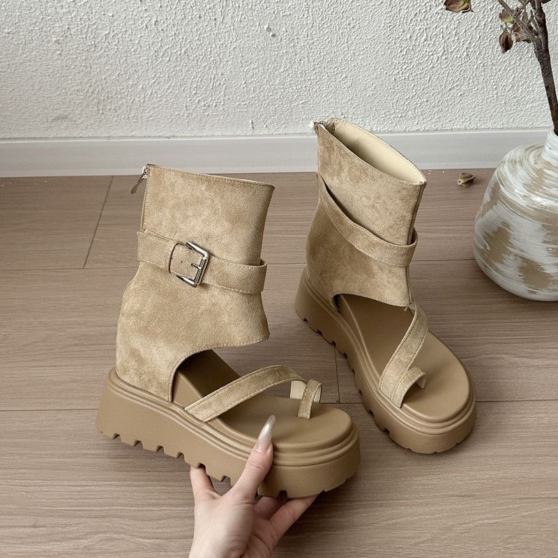 Red en línea aumentando la altura de la pendiente de talón de dedos de las sandalias romanas para mujeres 2026 nuevos pantalones de verano botas botas Martin botas cortas