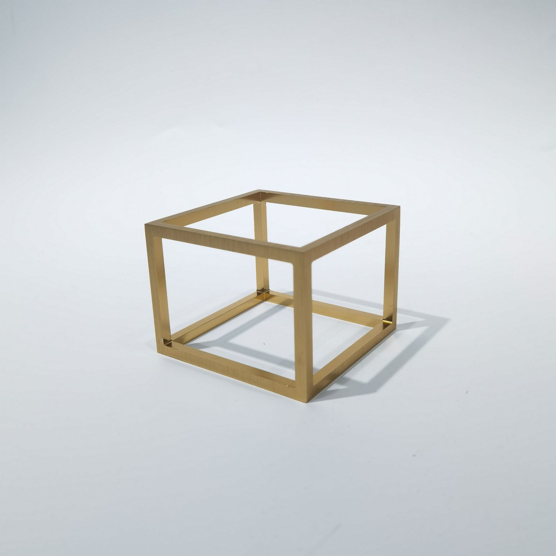 작은 금속 프레임