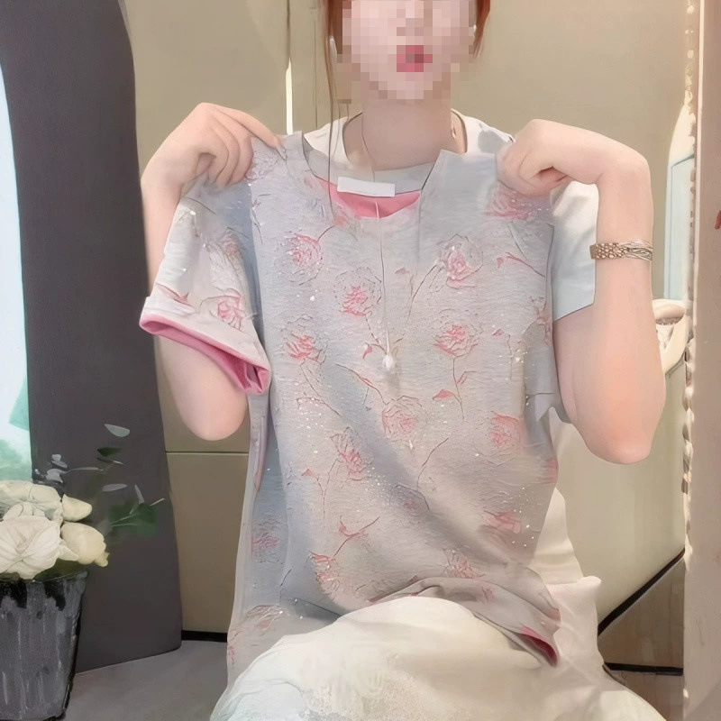 YS82025 Корейский стиль, нишевый дизайн, двухцветный, двусторонний, с круглым вырезом, тонкий, средней длины, с короткими рукавами, с воротником и подолом из чистого хлопка.