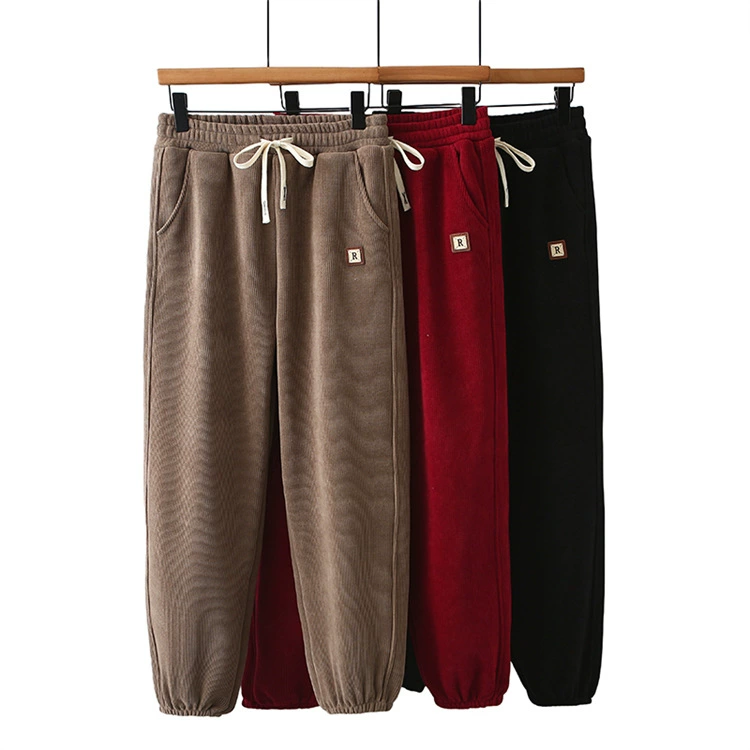 Зимняя одежда 2024 новые повседневные брюки большого размера толстые MM повседневные дикие бархатные толстые брюки с высокой талией и брюки-шаровары 8549