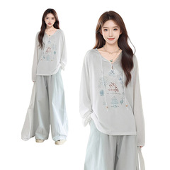 白い薄いアイスシルク長袖Tシャツ日焼け止めブラウス女性用夏ルーズサスペンダーアウターエアコンシャツチュールトップ