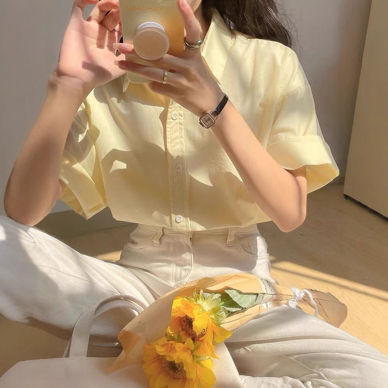 New French-Style Design, Creamy Yellow Short-Sleeved Versatile Casual Niche Shirt Top for Women