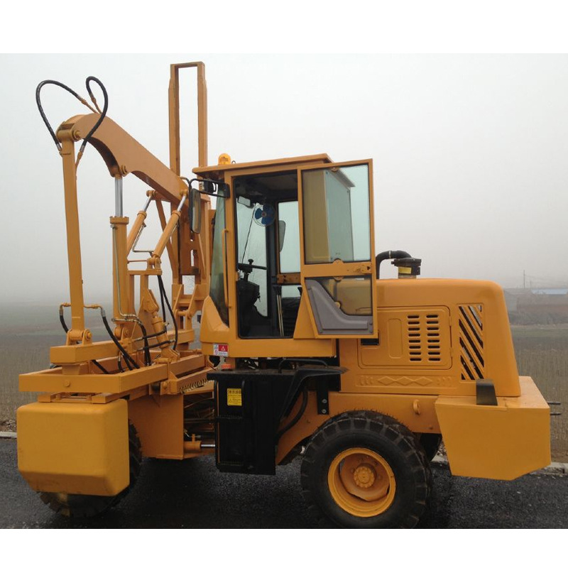 高速公路护栏打桩机 全液压光伏公路钻孔机 钻孔打桩拔桩一体机