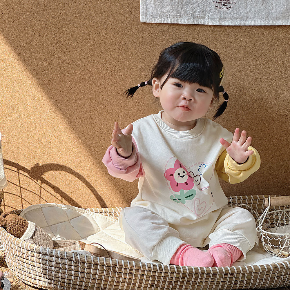 2024 primavera nuevo producto ropa de bebé estilo coreano recién nacido traje de escalada de bebé lindo estampado de dibujos animados mono de manga larga